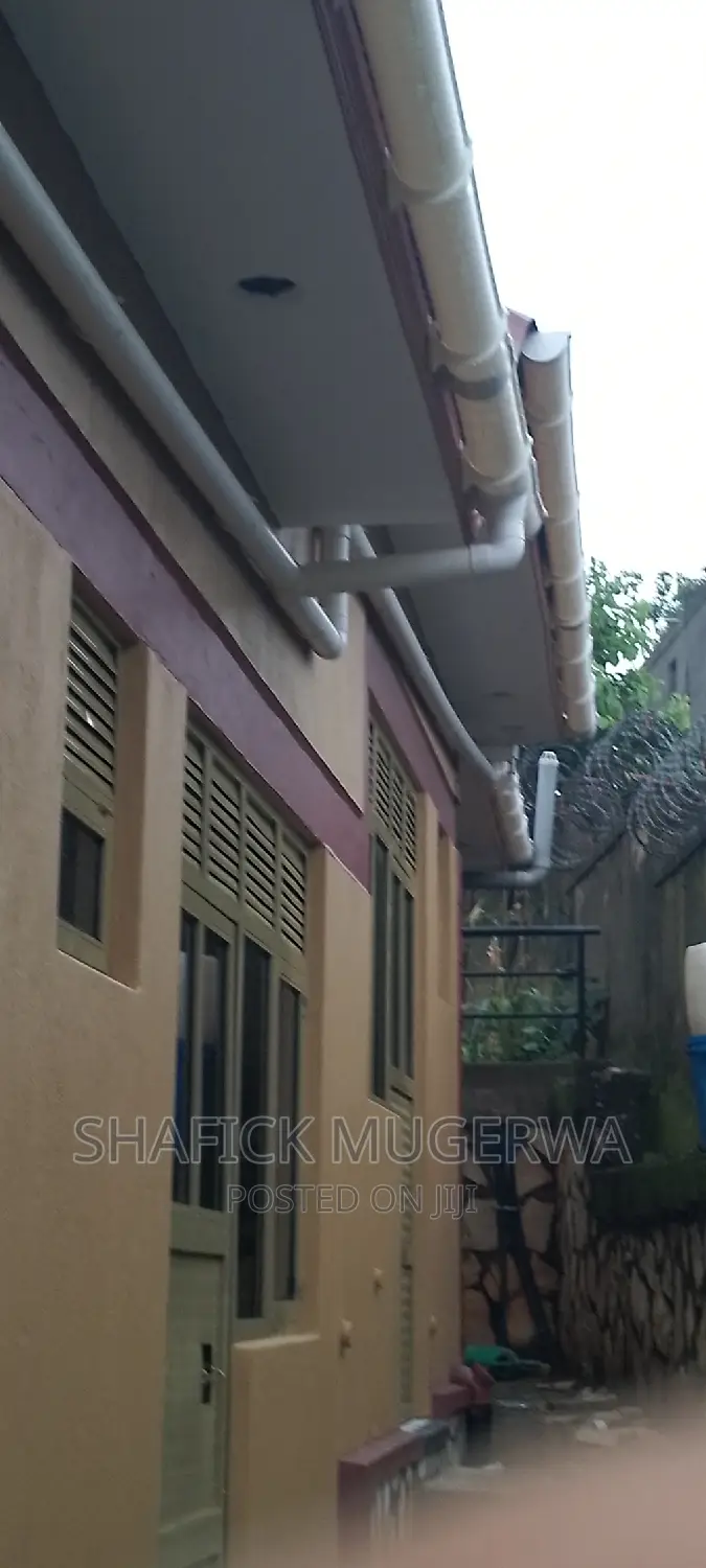 Gutter Installation and Cleaning