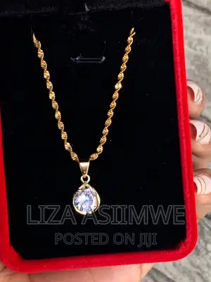 Simple Iced Lady’S Necklaces