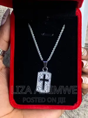 Simple Unisex Necklaces