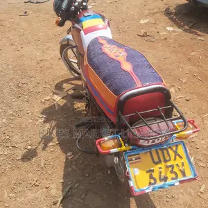 Bajaj Boxer 2015 Red