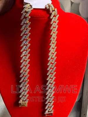 Iced Out Chains / Necklaces