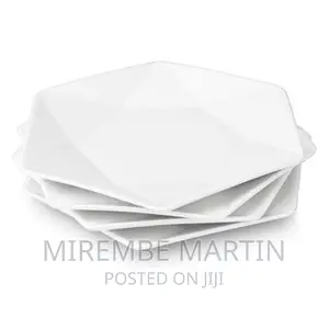 Lightbox
6 Pieces of Hexagonal Plain Design Dinner Plates