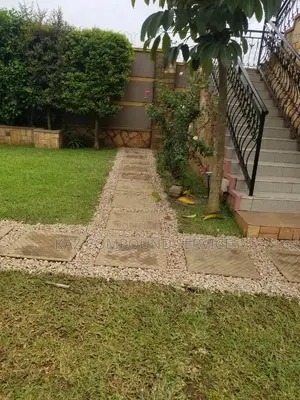 Concrete Slabs Walkway Installation