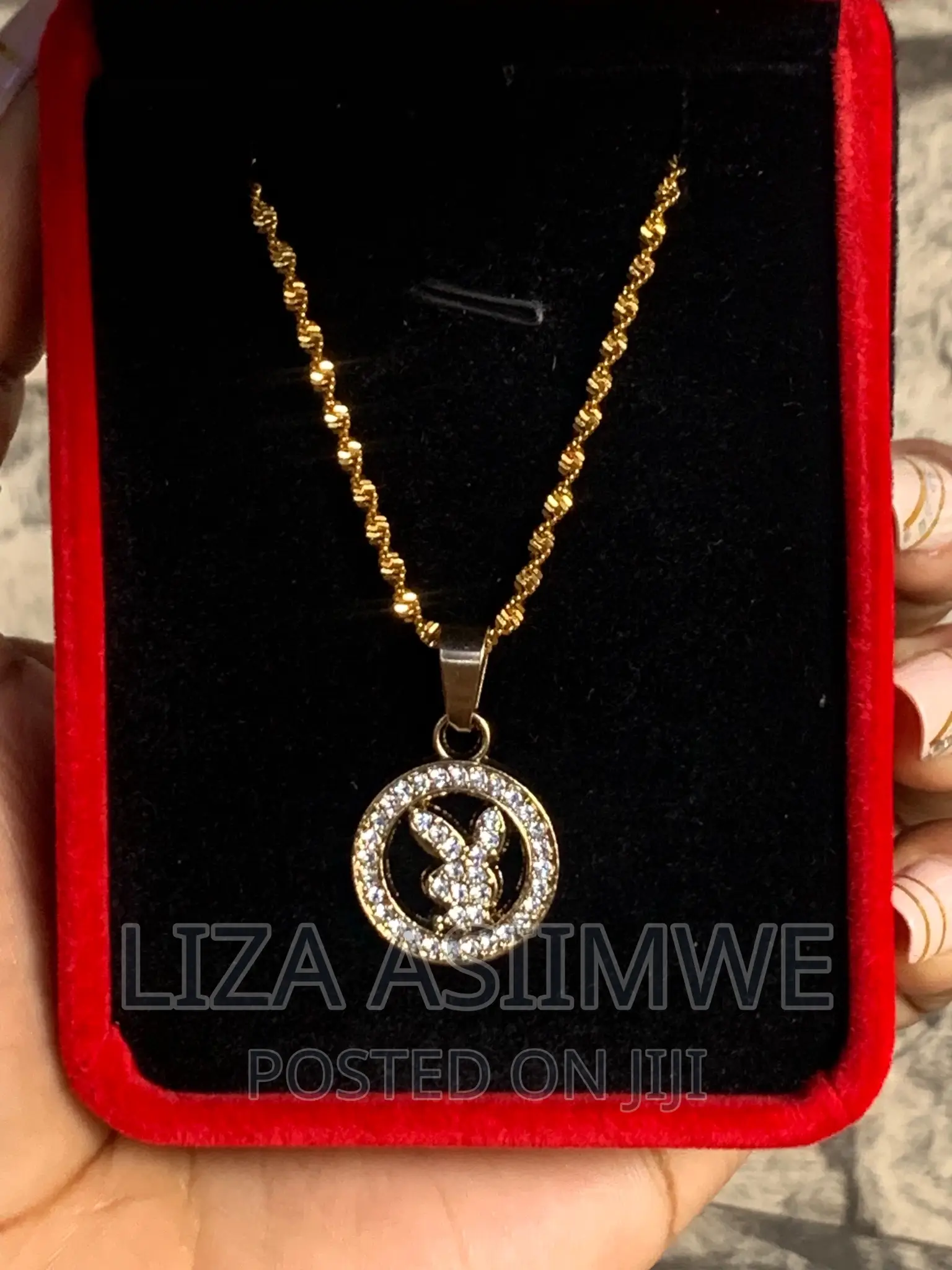 Simple Unisex Necklaces