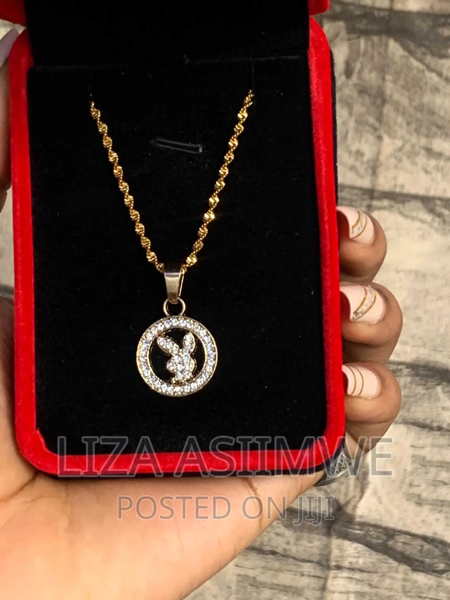 Simple Unisex Necklaces