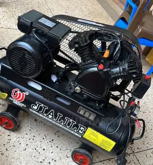 Air Compressoe 50 Litres Double Piston
