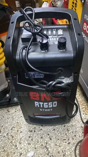 Battery Charger 650 Amps