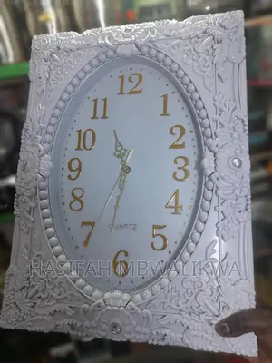 Quartz White Wall Clock