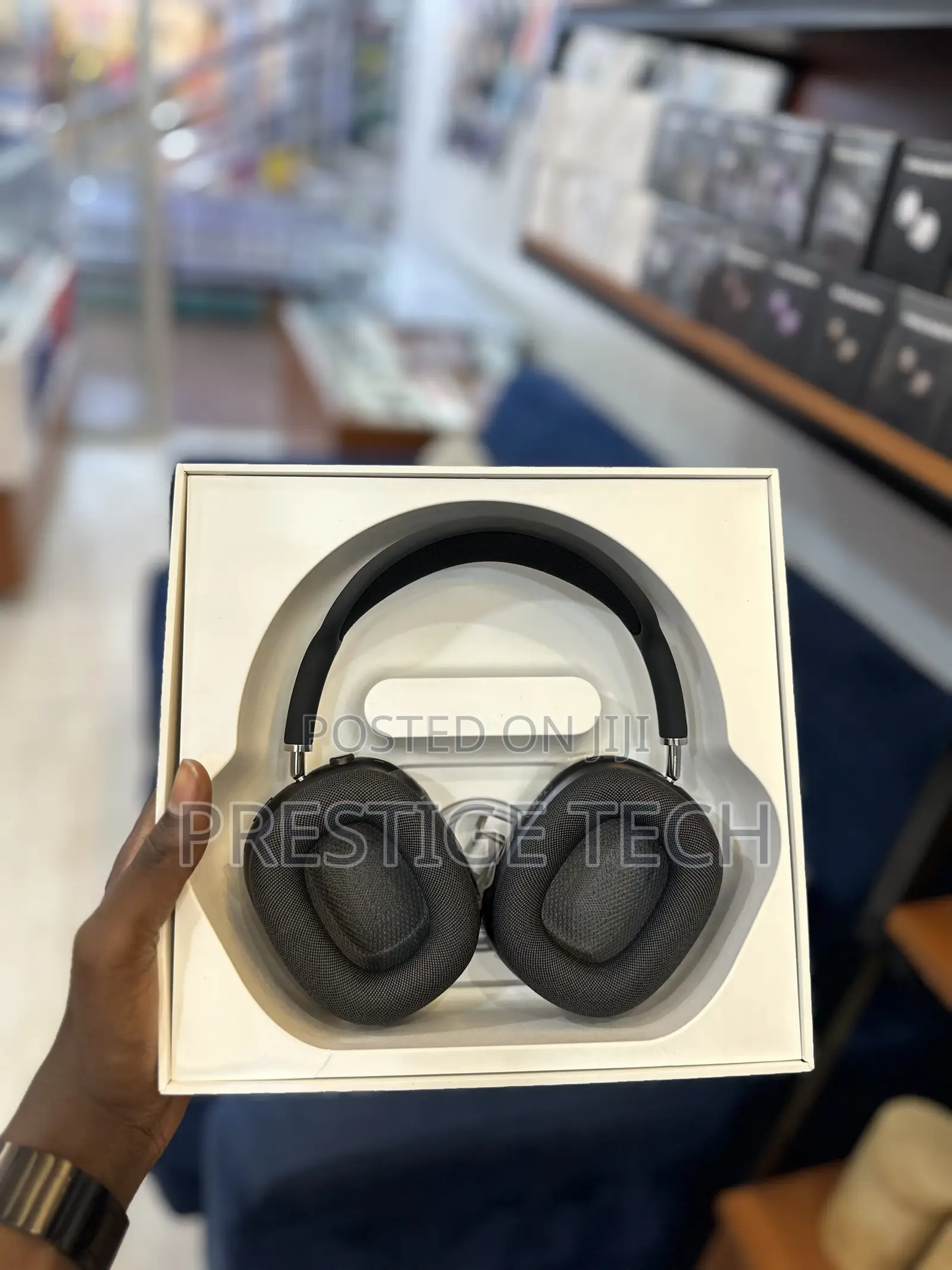 Apple Airpods Max Headphones