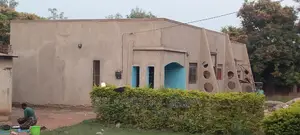 3bdrm Apartment in Private, Lira for sale