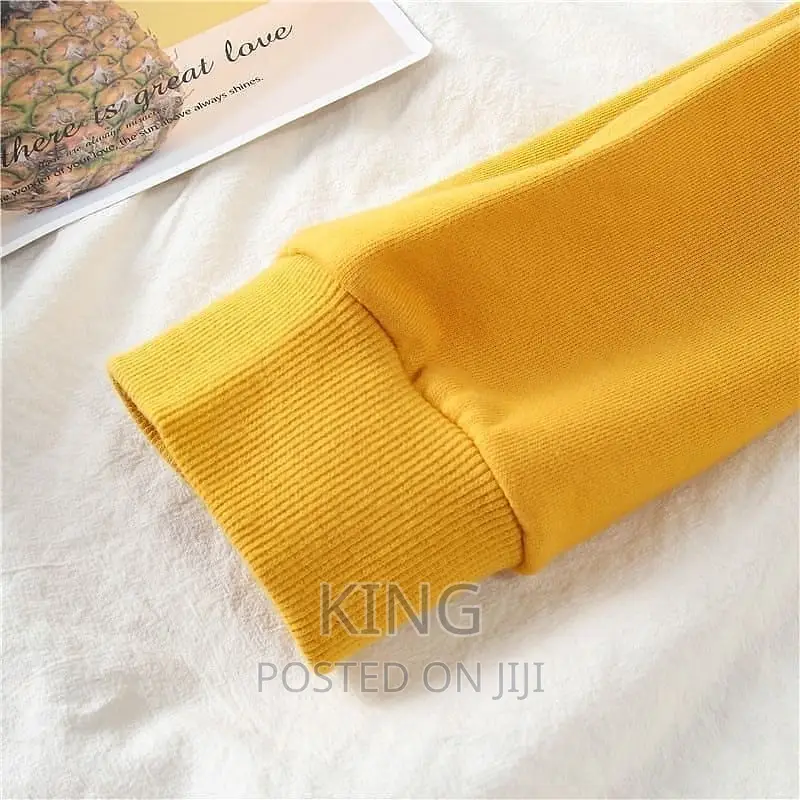 Hoodie. Yellow/Others