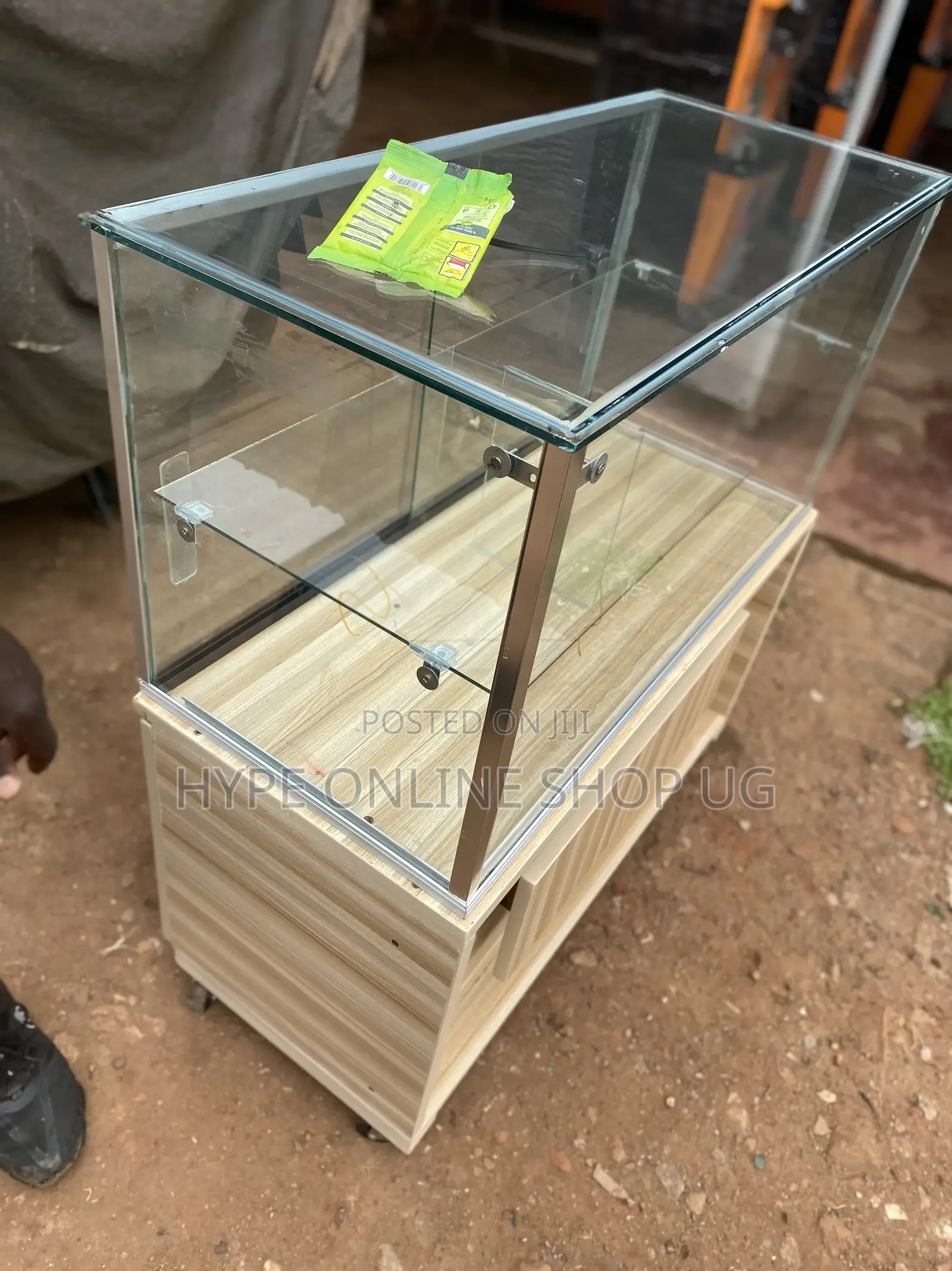 3ft Counter Display