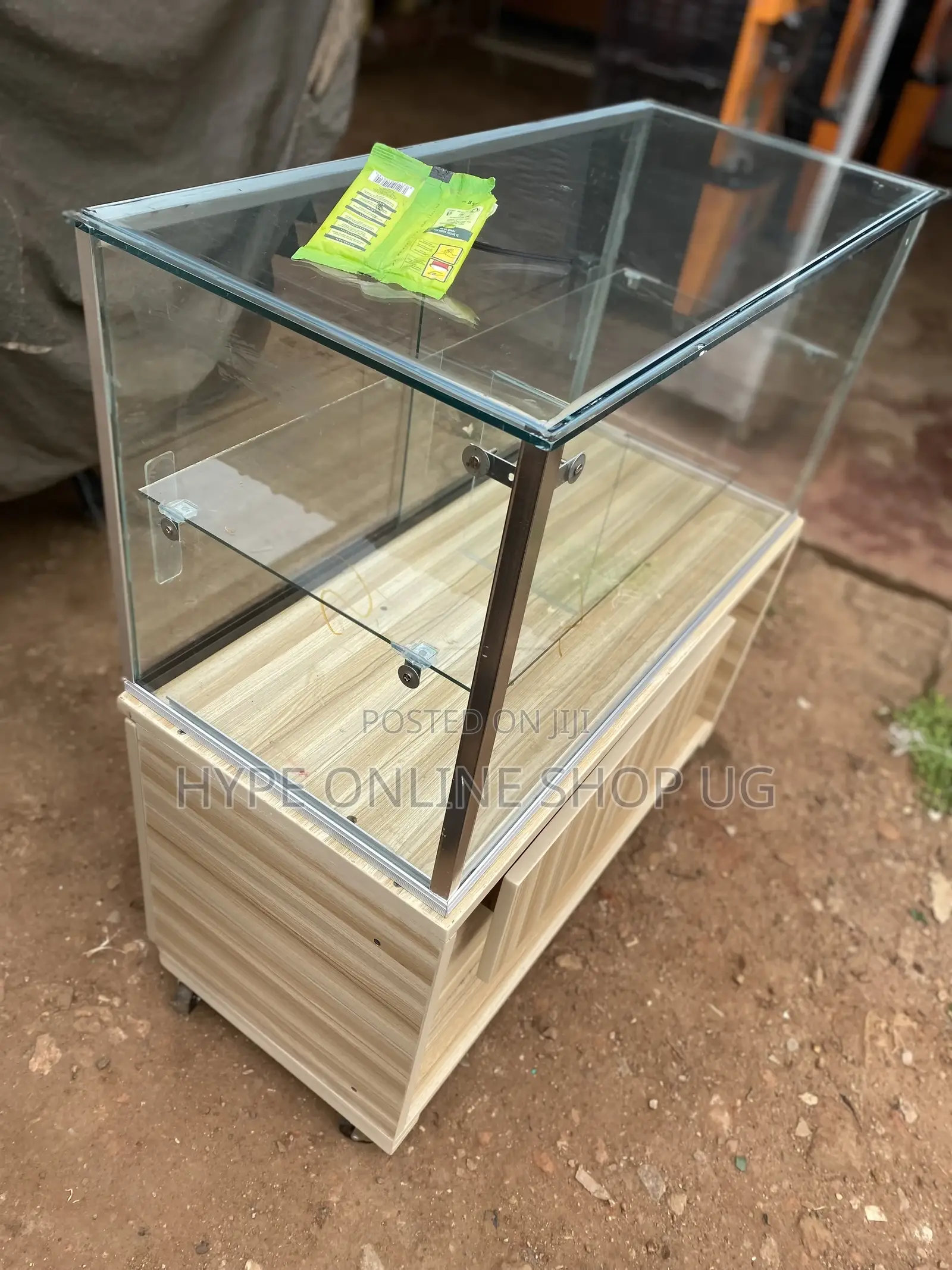 3ft Counter Display