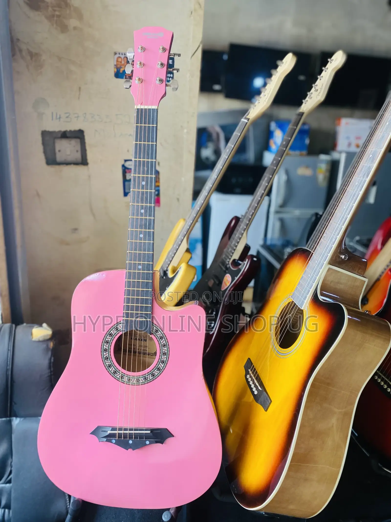 Ladies Acoustic Guitars
