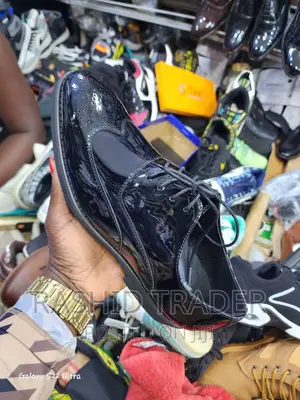 Black Shiny Gentle Shoes 1