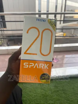 New Tecno Spark 20 128 GB Blue