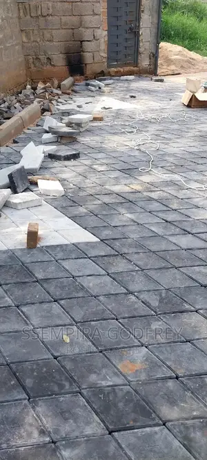 Advanced Rhobus Coloured Pavements