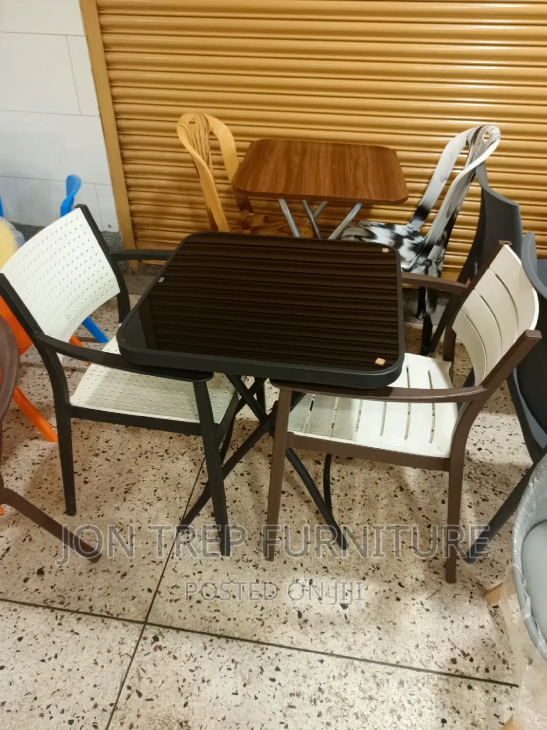 Restaurant Foldable Grass Table