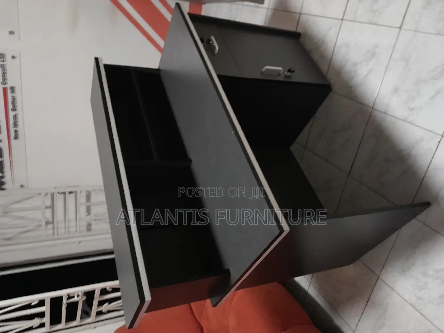 White Stripe Executive Office Reception 120cm