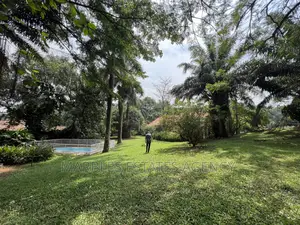 Furnished 5bdrm Bungalow in Kololo, Central Division for rent