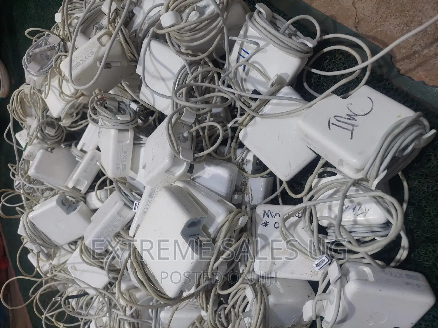 Apple Macbook Pro,Air and Retina Chargers