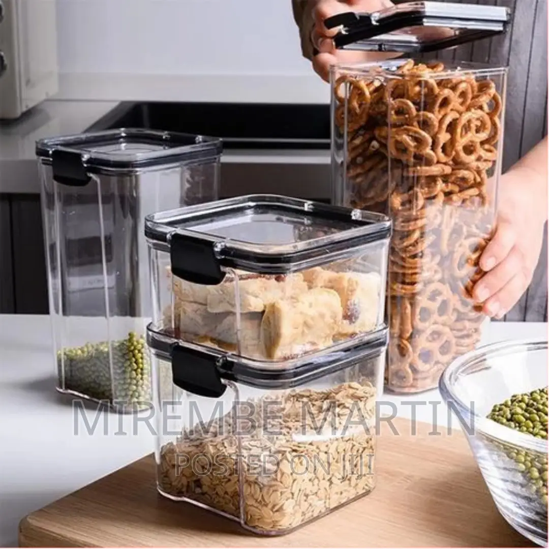 700ml 4-Piece Plastic Transparent Plain Storage