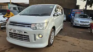 Mitsubishi Delica 2008 White