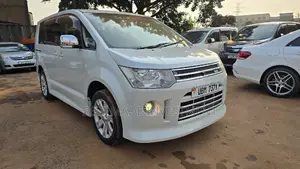 Mitsubishi Delica 2008 White