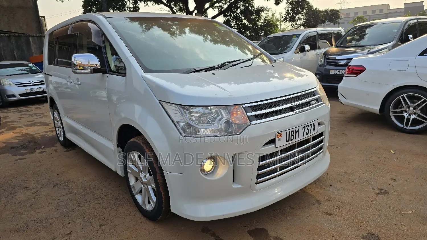 Mitsubishi Delica 2008 White