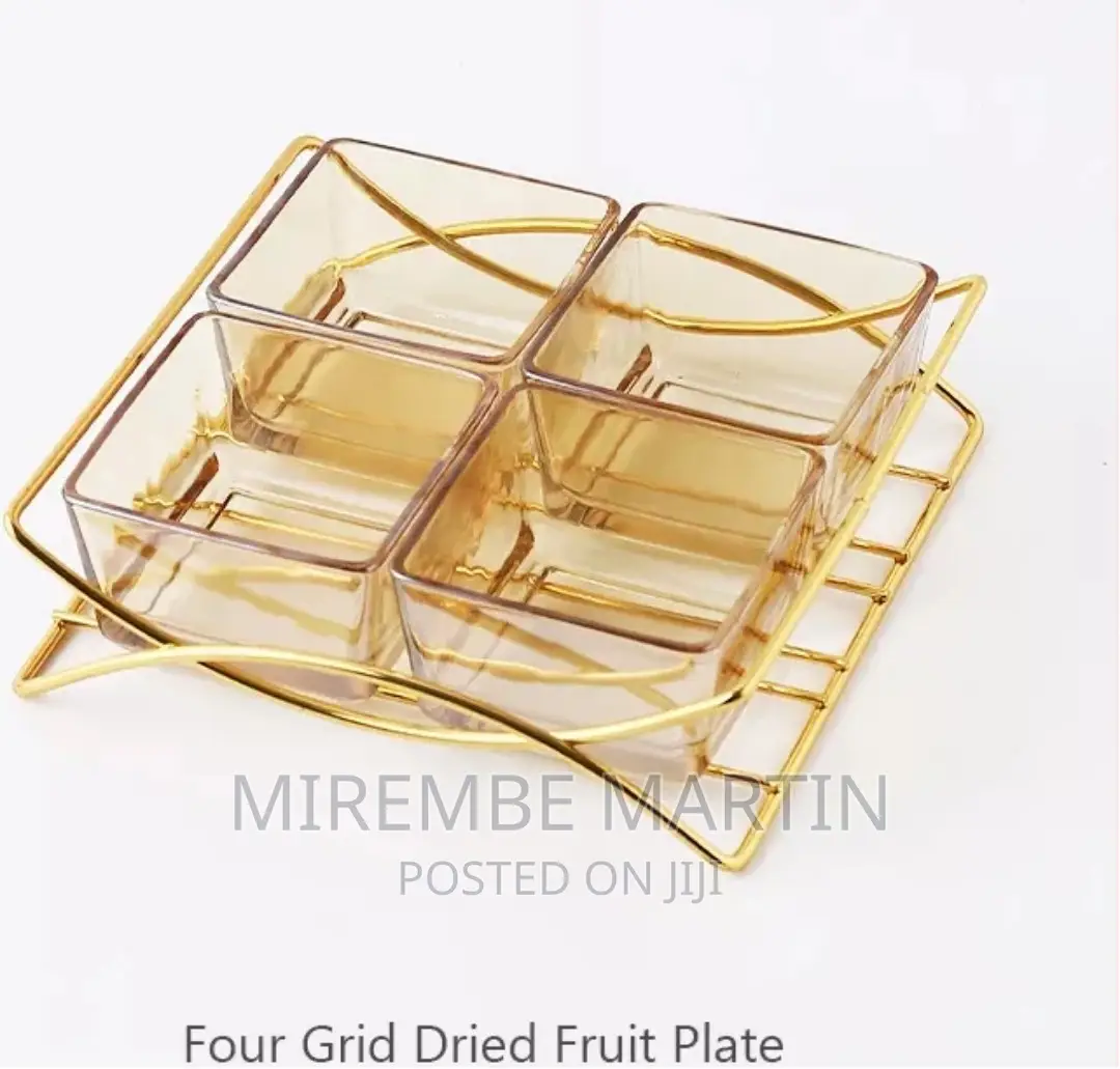 Nut Plate Glass Four Grid Snack Plate Candy Box
