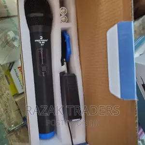 Single Wireless Microphone With Receiver