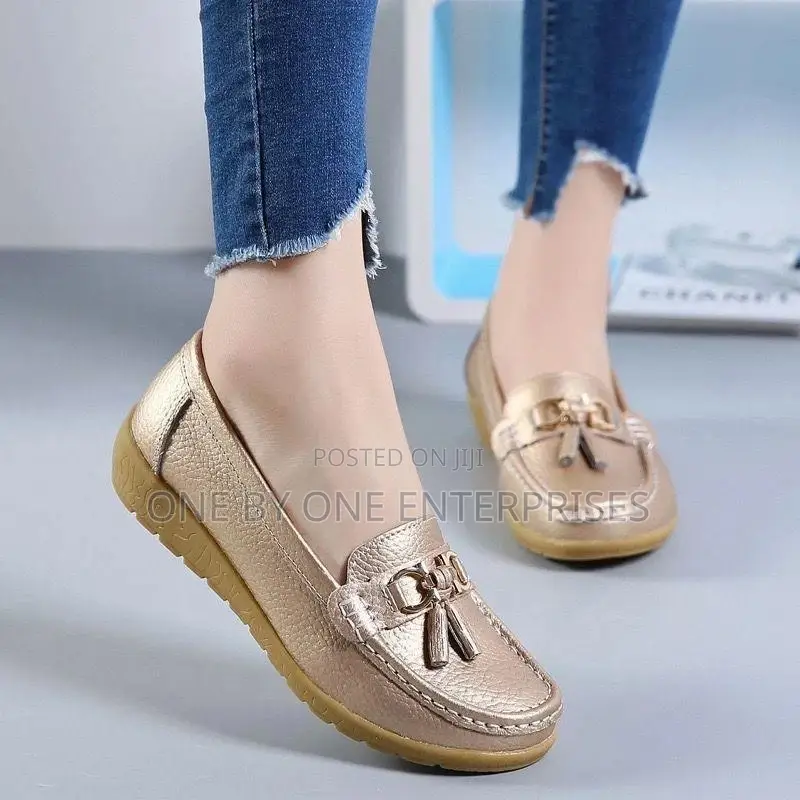 Women Breathable Moccasins
