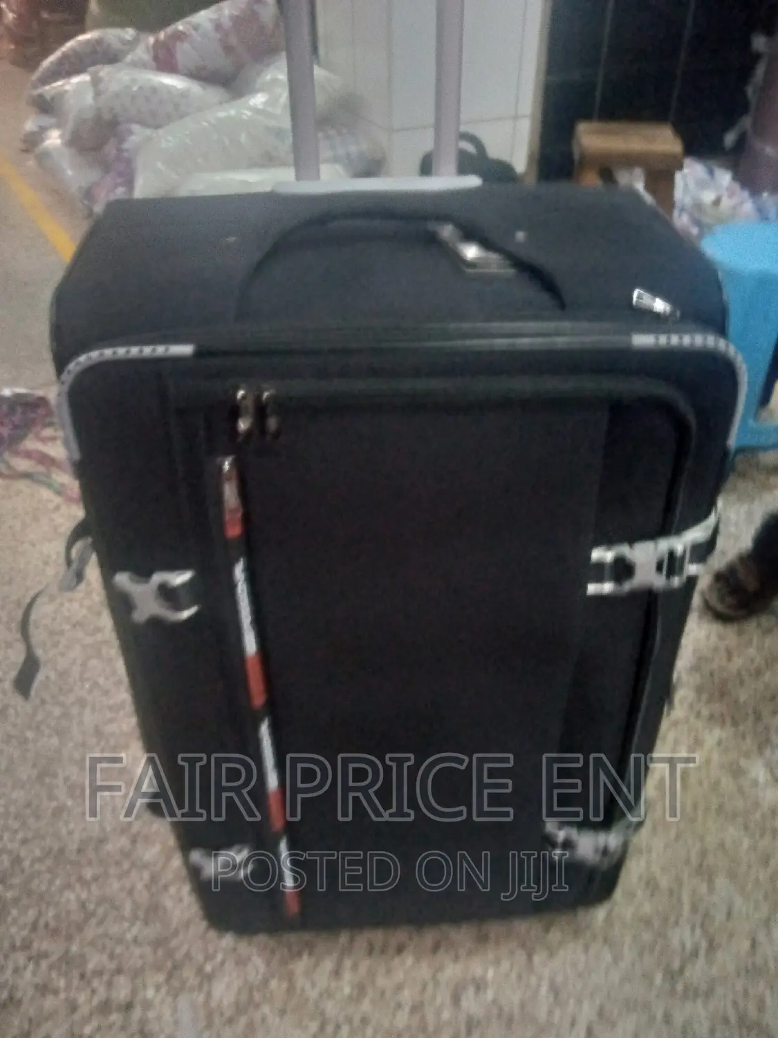 Original Cloth Suitcase.Proffesional. Extra Large.( Black)