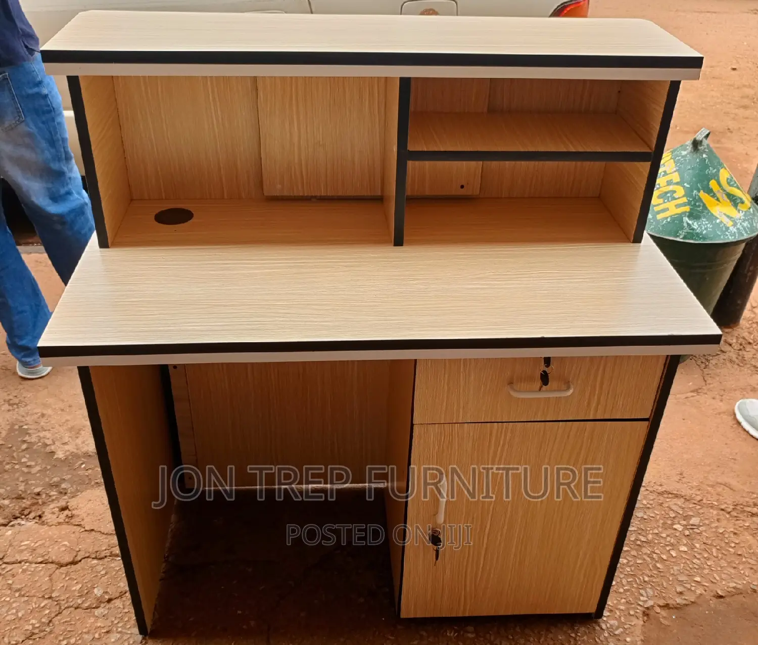 Reception Table 120cm