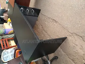 Full Black Colour Desktop