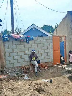 2bdrm House in Kawempe Kawanda, Division A for sale