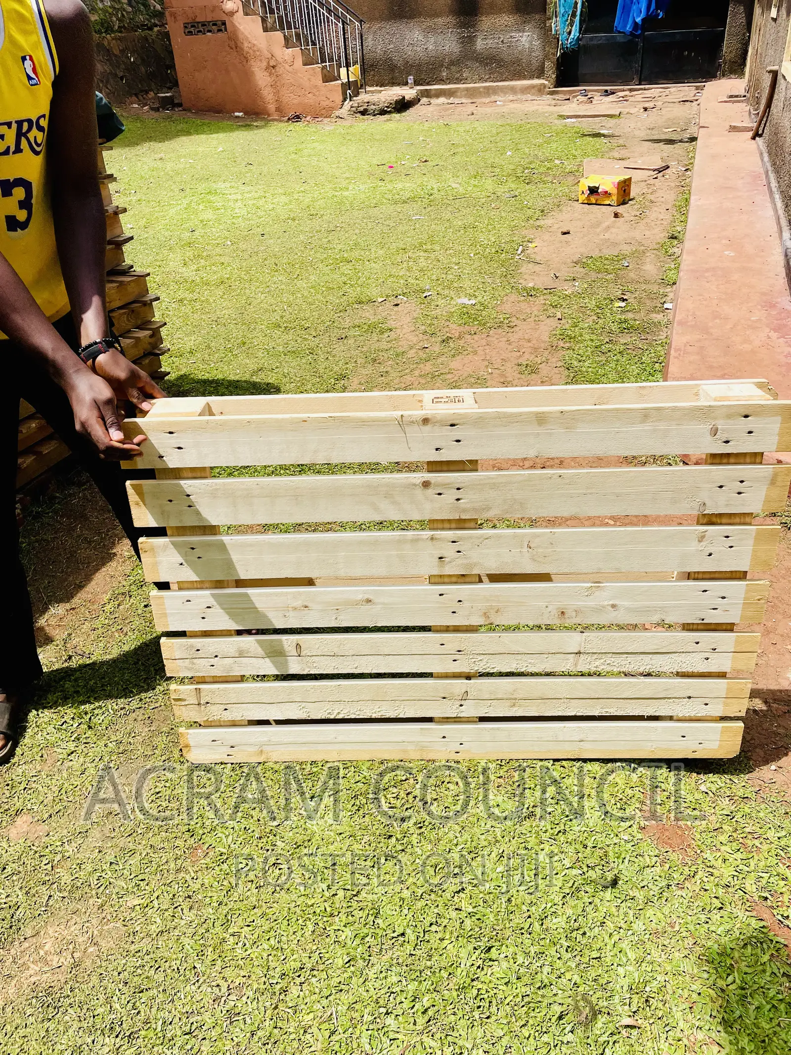 Strong Pallets