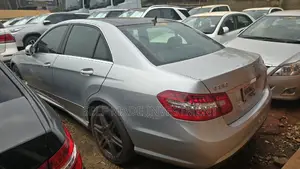 Mercedes-Benz E250 2010 Silver