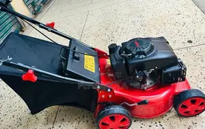 Honda Lawn Mower (4 Stroke)