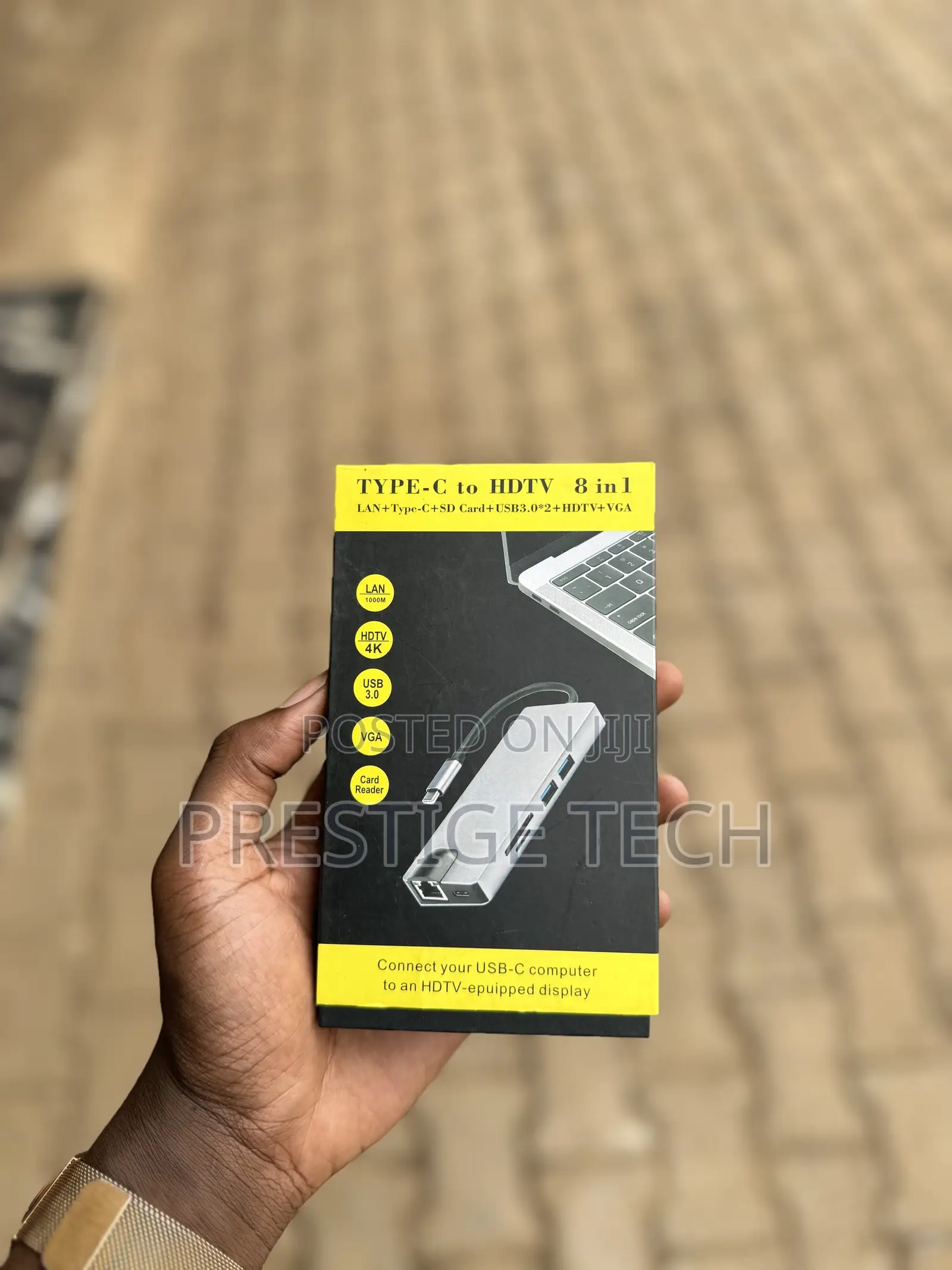 USB C Hub 8 in 1 With VGA, HDMI, Ethernet, SD Card