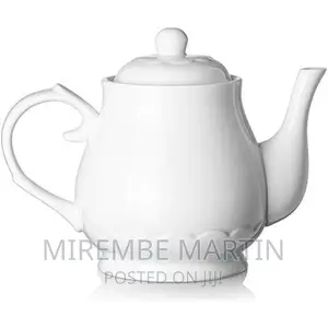 Round Ceramic Teapot, 24 Ounces –