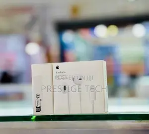 Apple iPhone Wired Earphones / Lightning Earpods Original