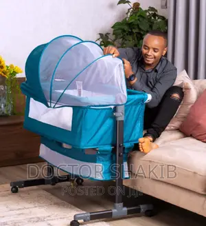 Baby Cosleeper/ Next to Me Baby Crib