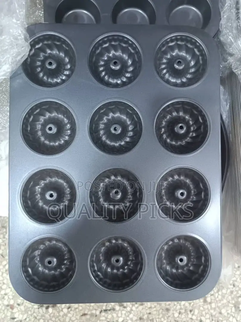 Cupcake Pan Tray