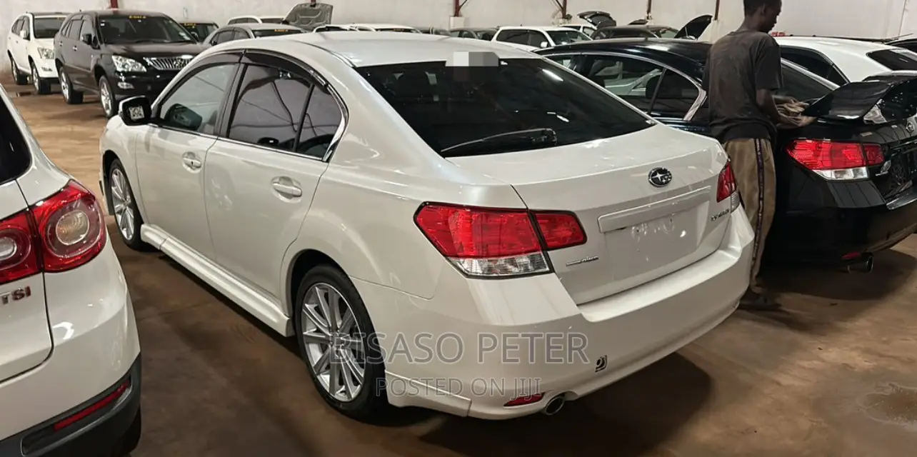 Subaru Legacy 2014 White