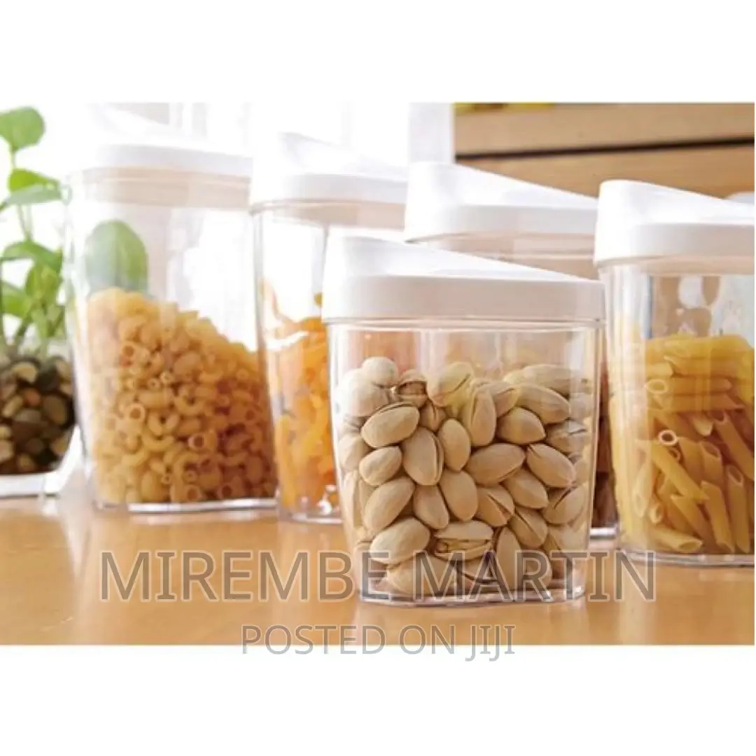 Containers 5pc Plastic Canisters With Vacuum Pour Seal Lids-