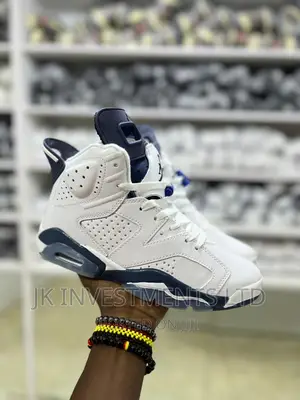 Air Jordan 6 Midnight Navy