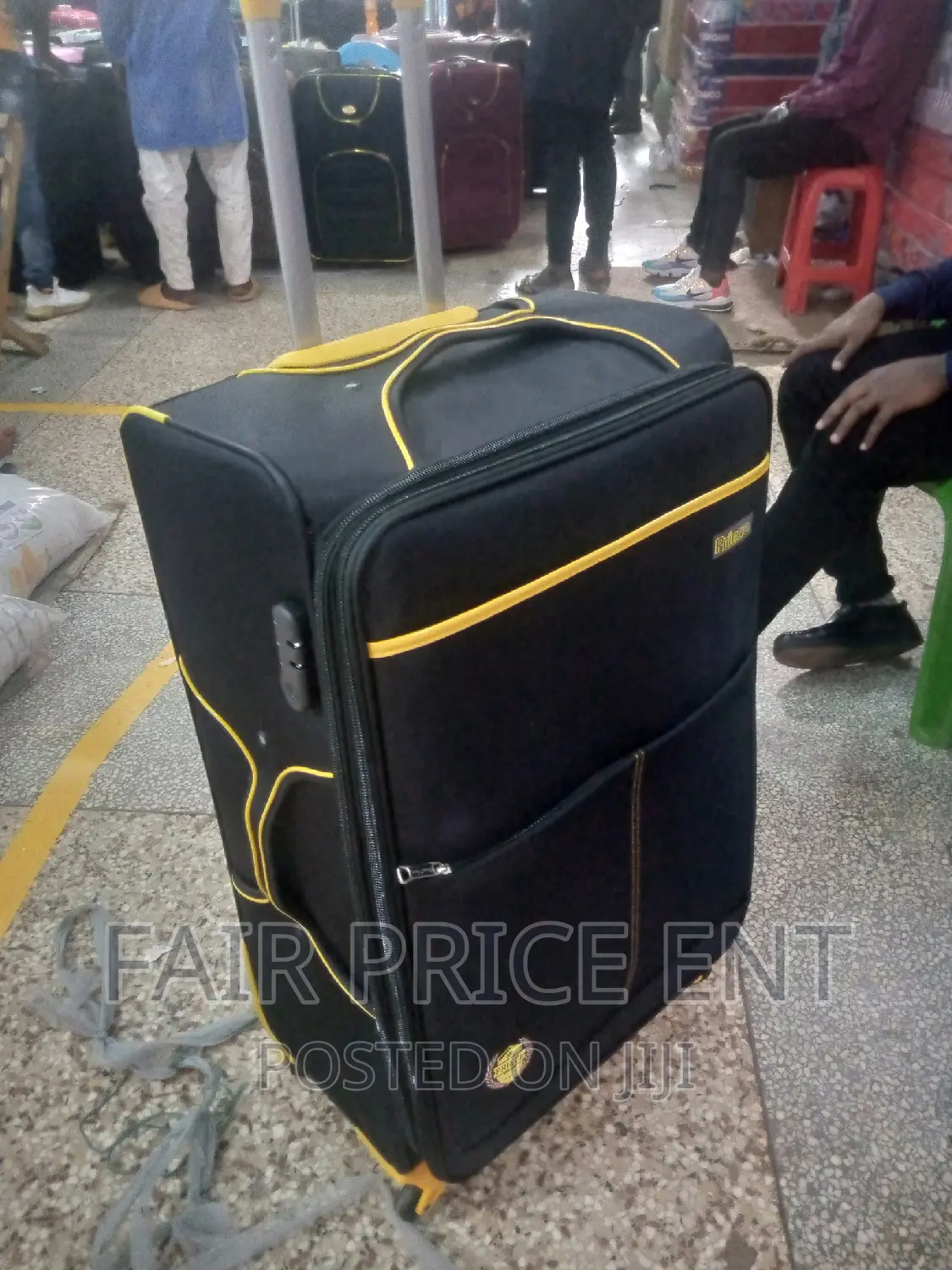 Original Cloth Suitcase .Prince Type.Extra Large.( Black)