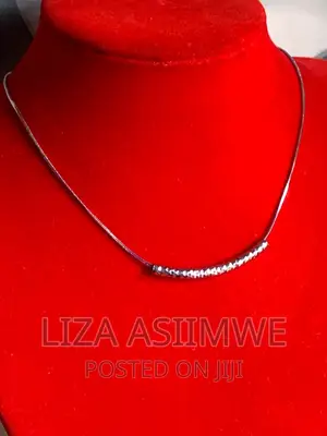 Simple Lady’S Necklaces