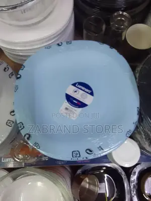 Luminarc Round Sky Blue Plate